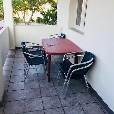 Nerko Apartament *